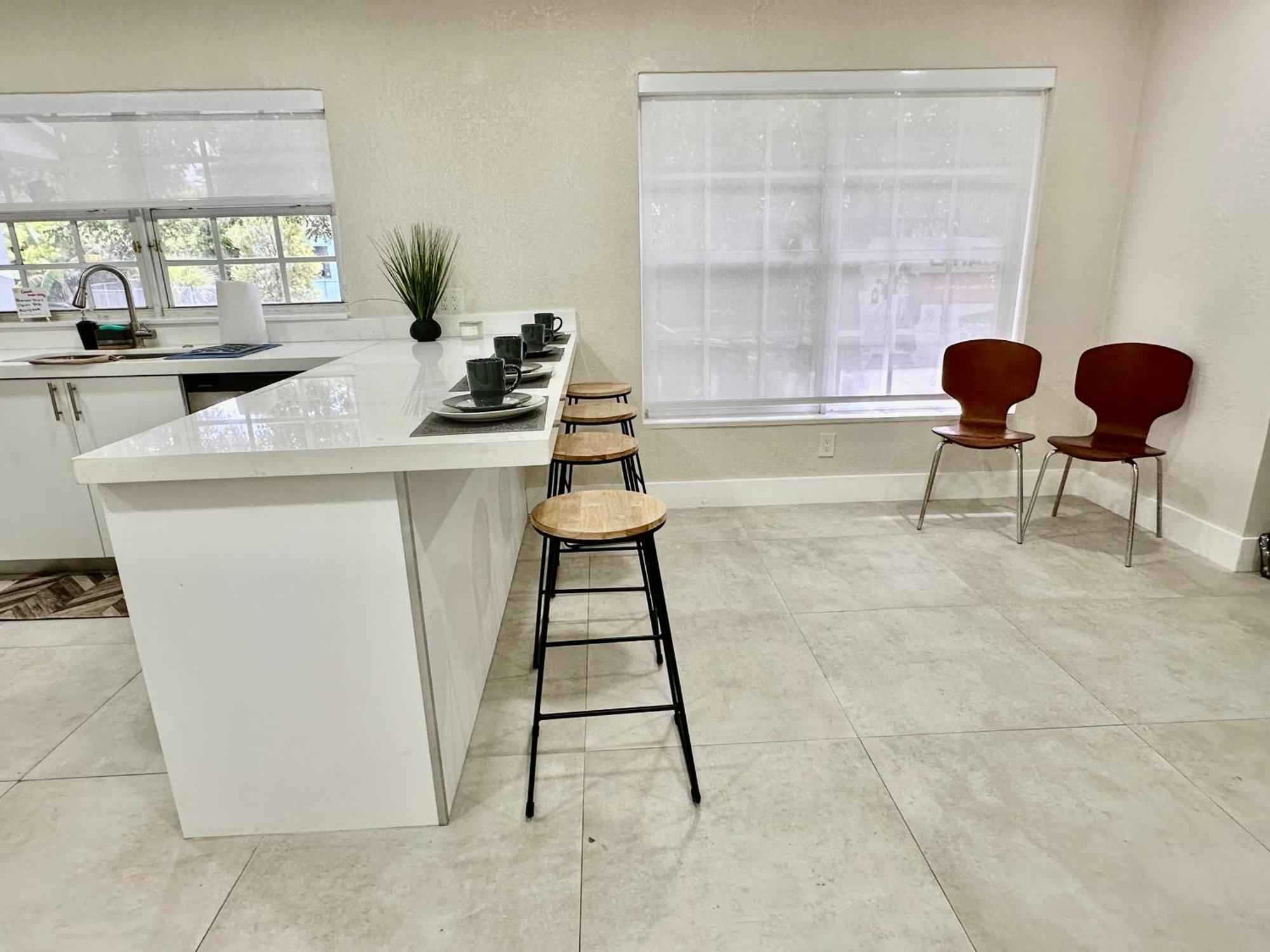 World Connect Miami Hostel ภายนอก รูปภาพ